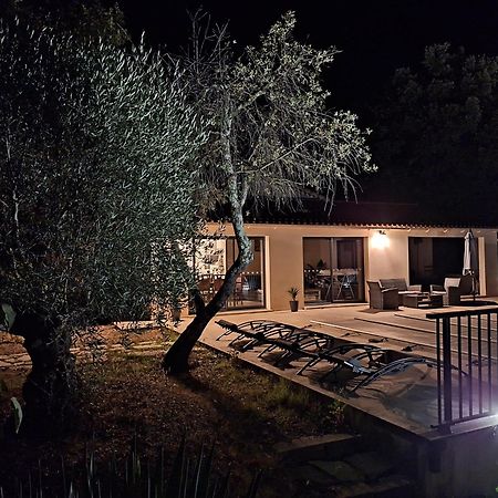 La Casita villa avec piscine prés d'Uzes Saint-Laurent-la-Vernède Esterno foto