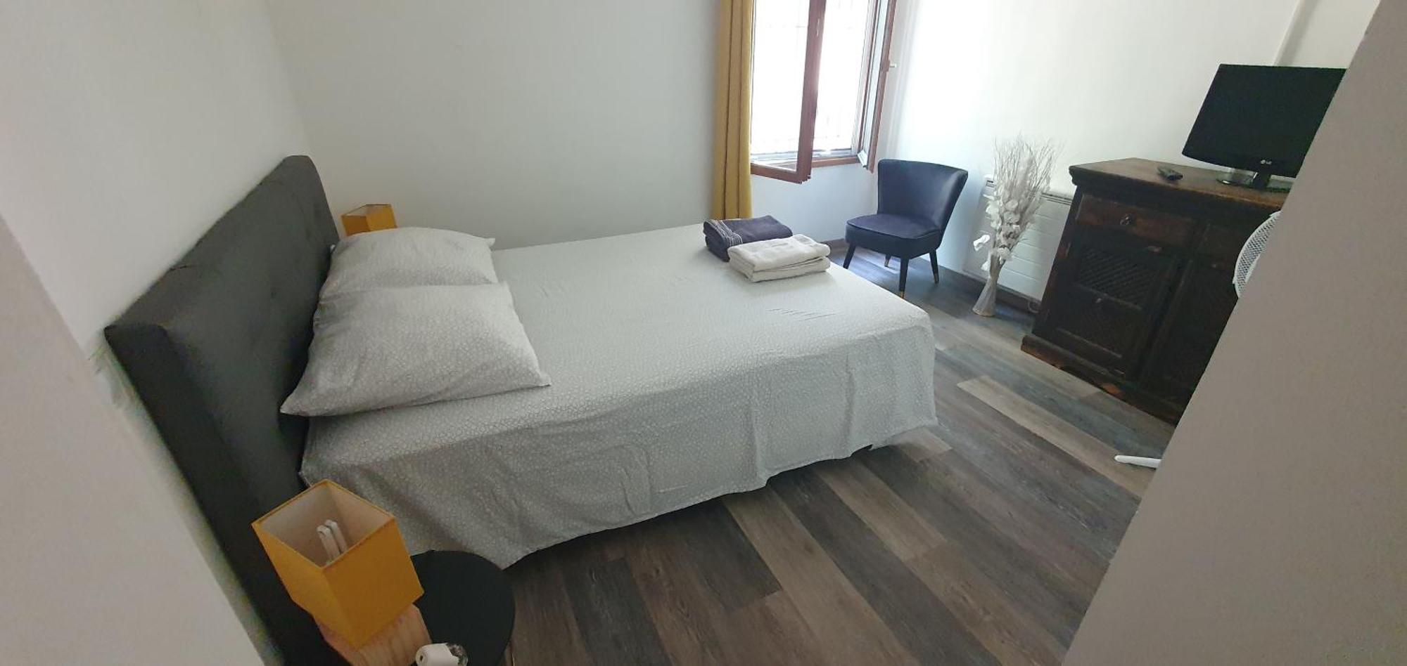 La Casita villa avec piscine prés d'Uzes Saint-Laurent-la-Vernède Esterno foto