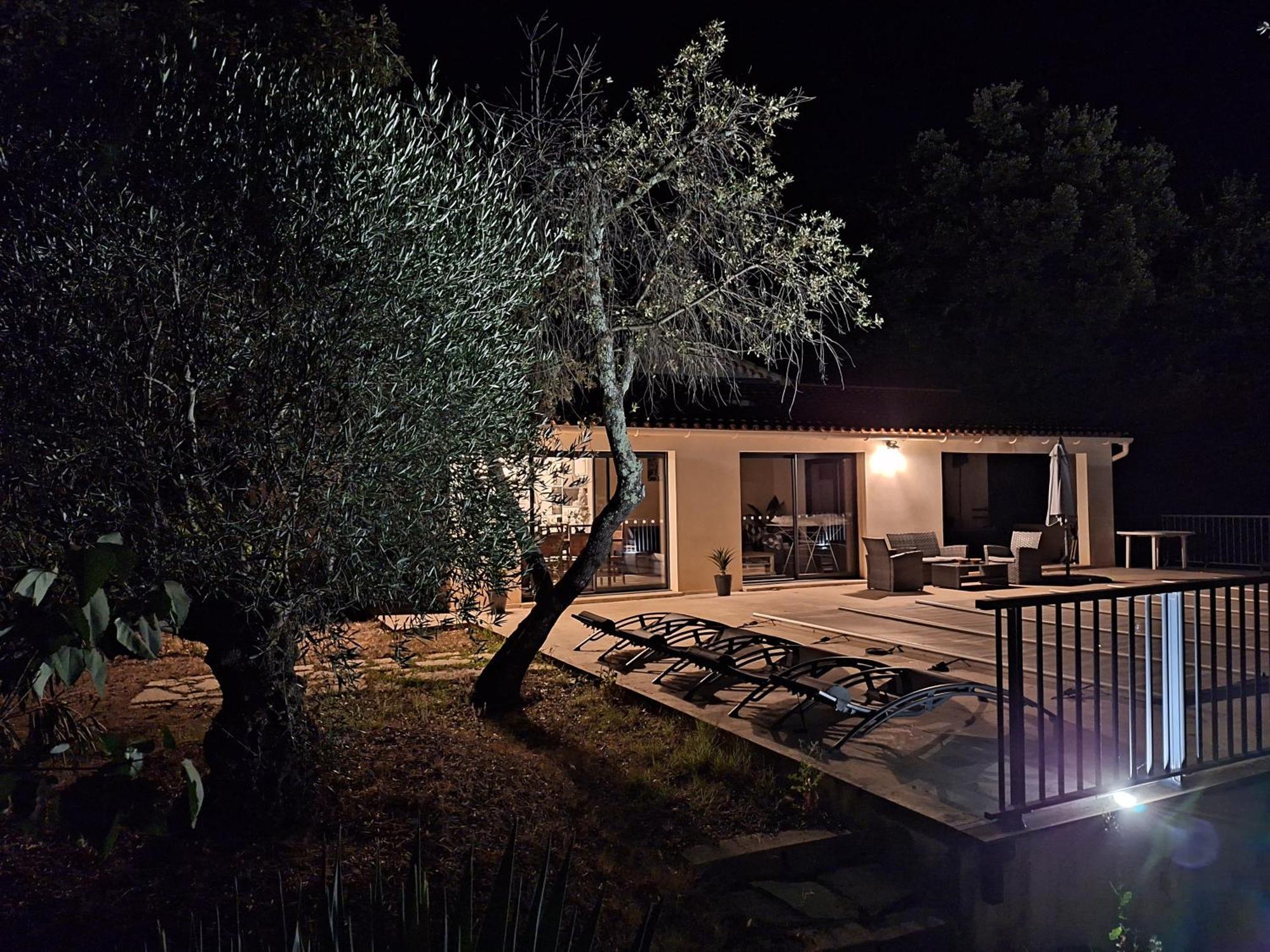 La Casita villa avec piscine prés d'Uzes Saint-Laurent-la-Vernède Esterno foto